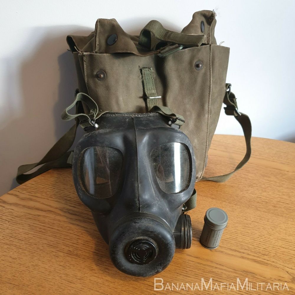 original British Army S6 respirator gas mask with bag size S