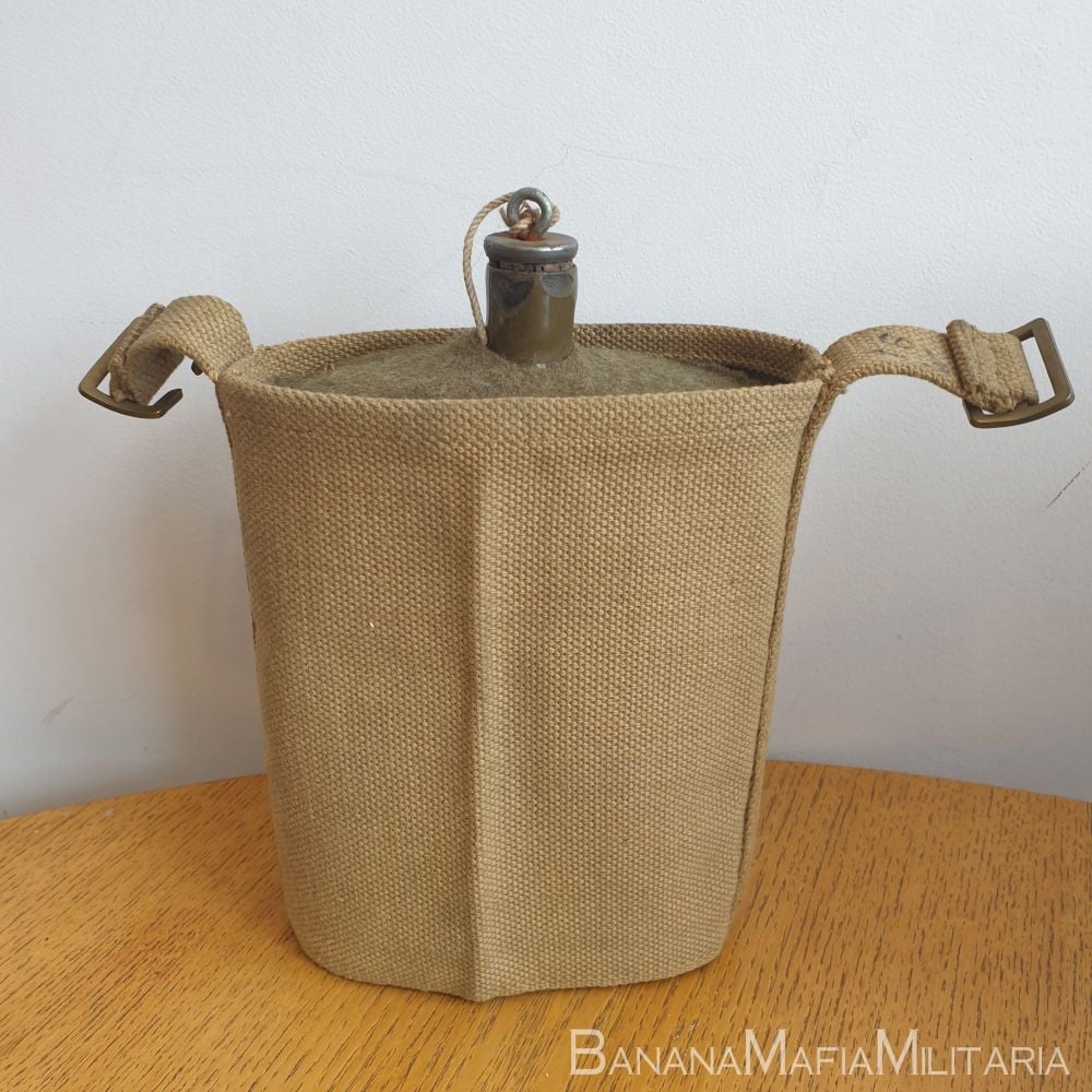 1937 patt '37 pattern webbing - Water bottle canteen and carrier