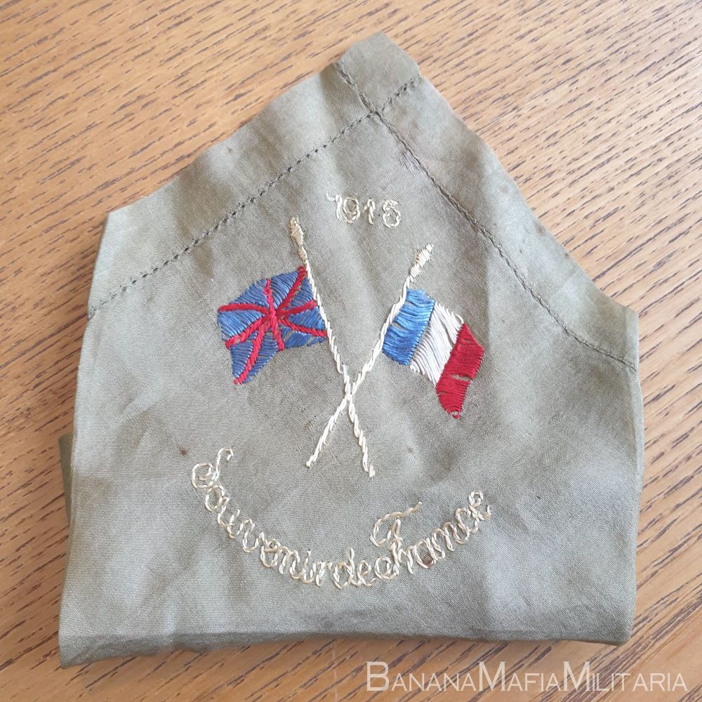 WW1 British sweetheart souvenir silk handkerchief - 1915 from france