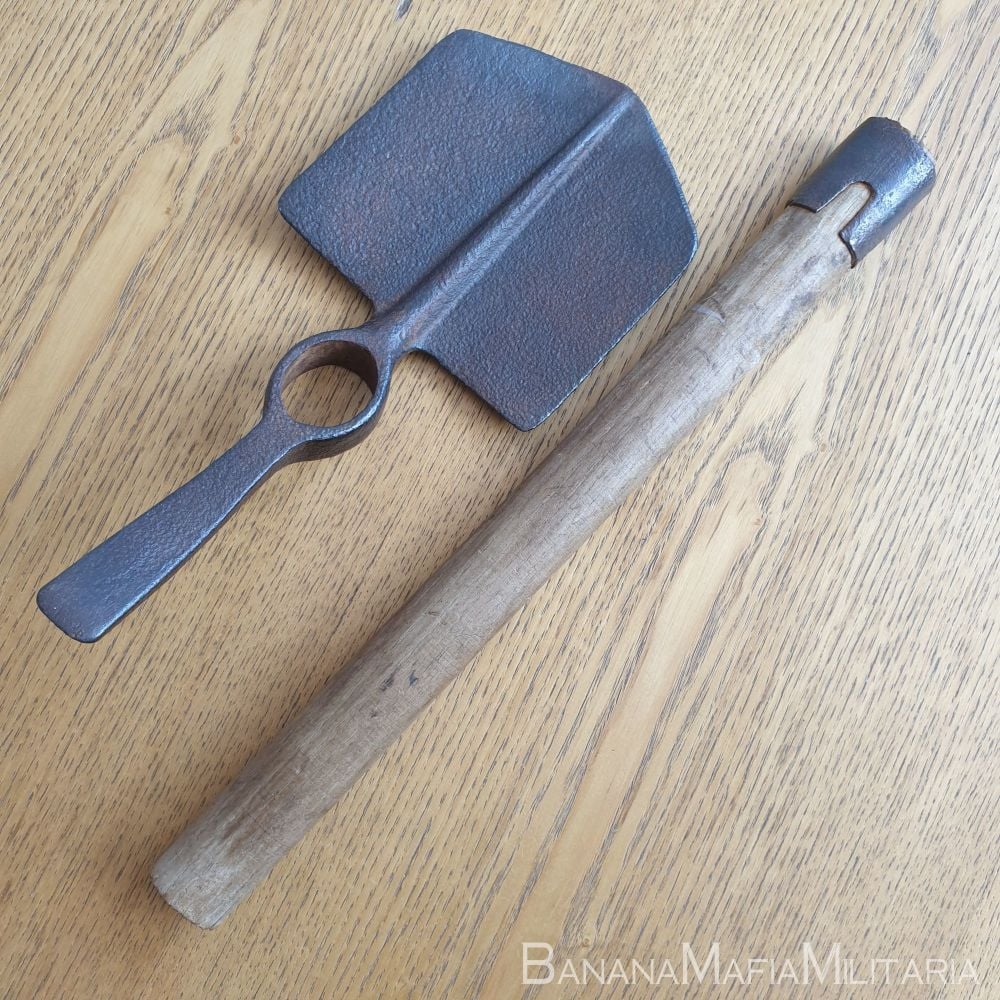 British Implement, entrenching,  helve &  tool WW1 & WW2 pattern