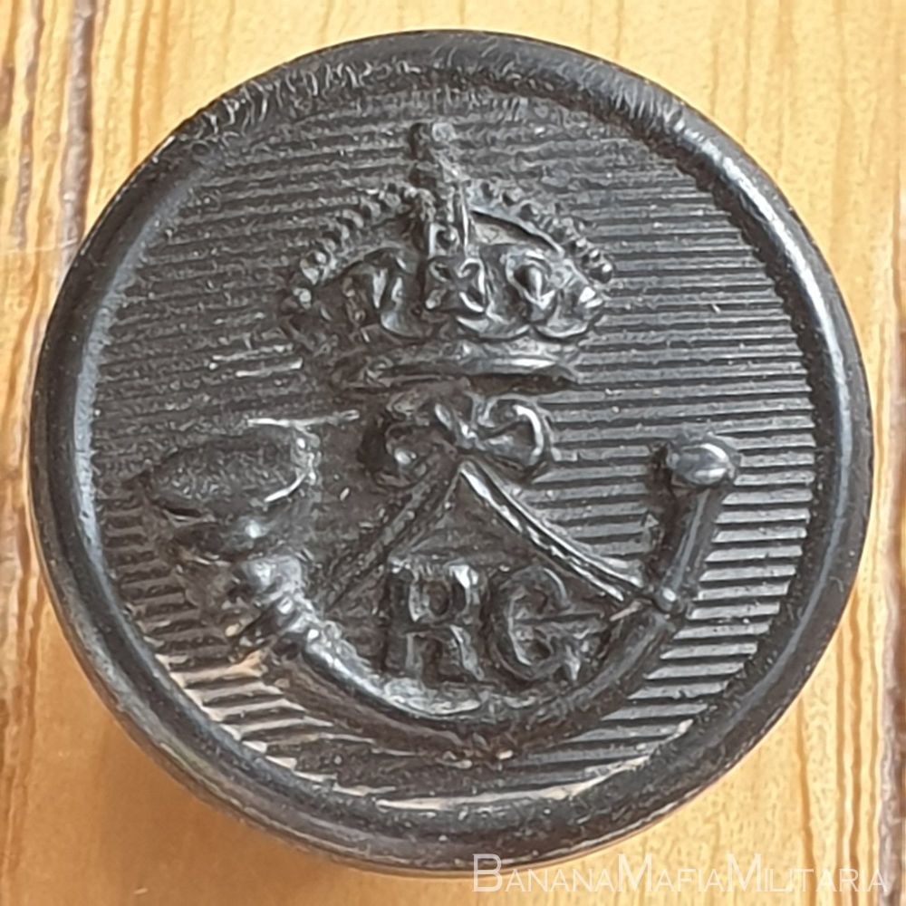 18th Royal Garhwal Rifles uniform button - 17mm black