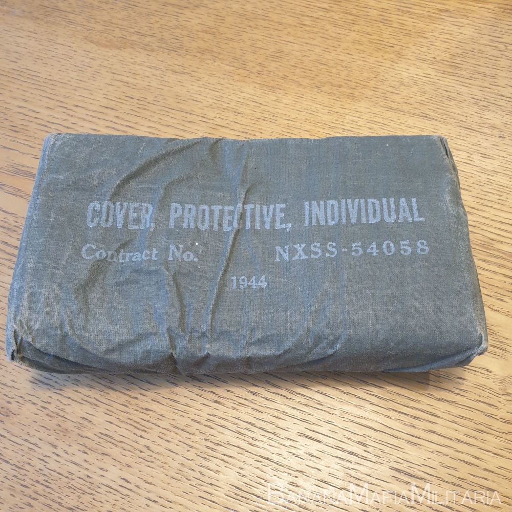 US WW2 ANTI GAS CAPE, COVER PROTECTIVE INDIVIDUAL DATED 1944