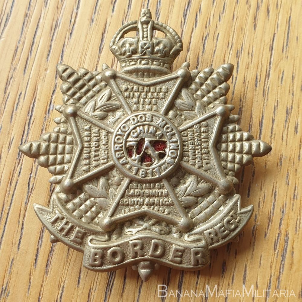 British WW2 The Border Regiment Cap Badge