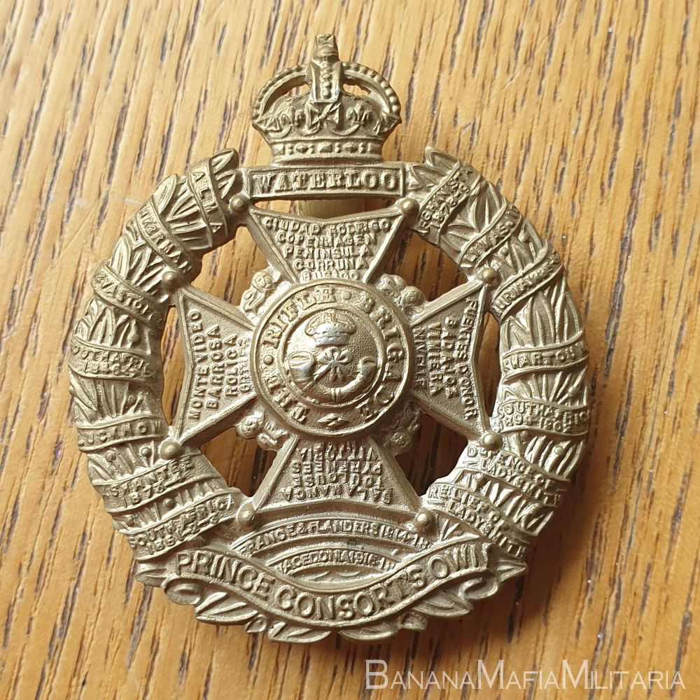 Rifle Brigade (Prince Consorts Own) 1929 pattern WW2  Cap Badge on slider 