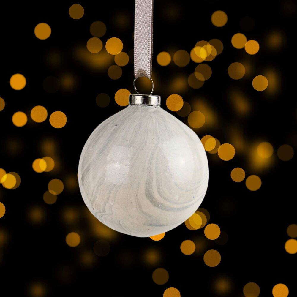 White and silver striped 5cm ceramic Christmas ball bauble tree decoration