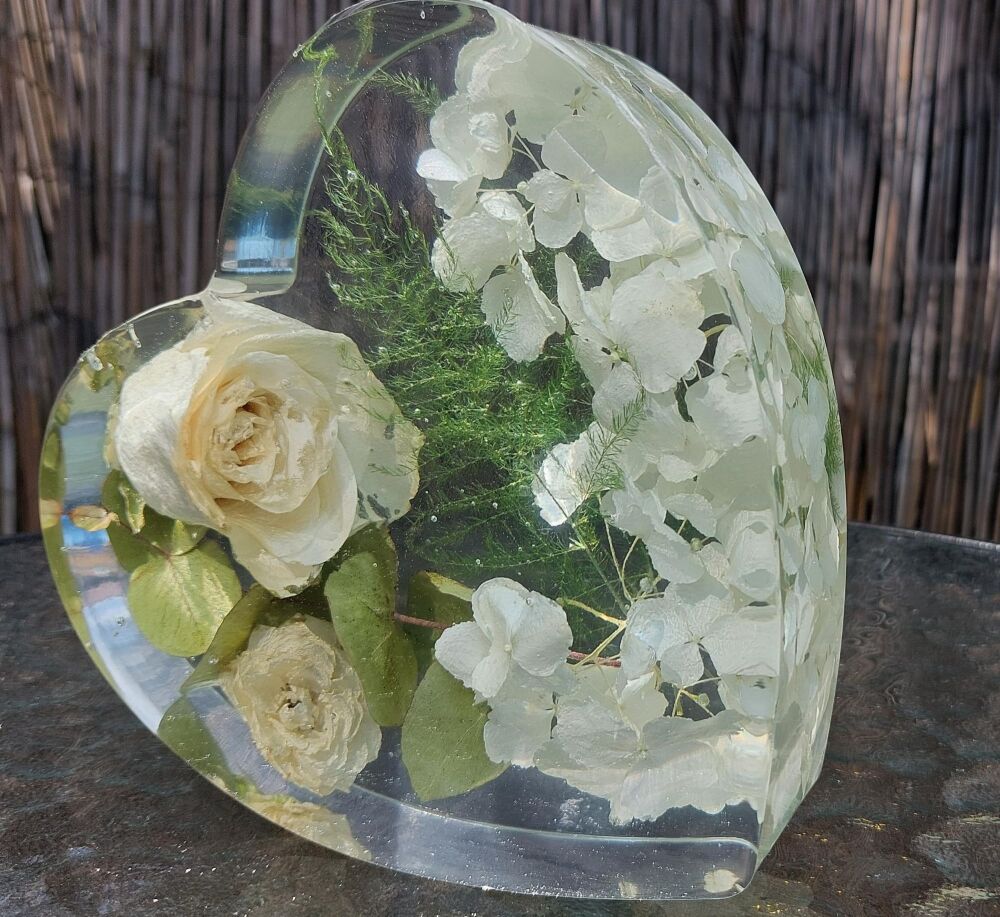 15cm Freestanding Heart (5cm Deep)