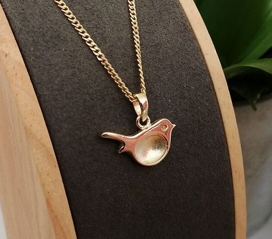 9K gold Robin Pendant