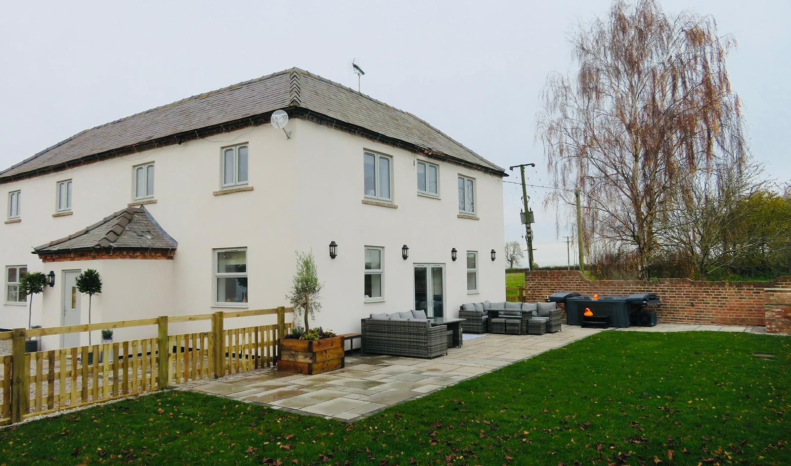 farm house garden