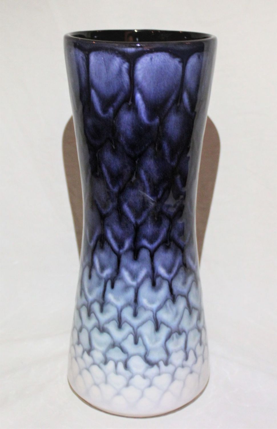 34cm Hourglass Vase - Ocean design