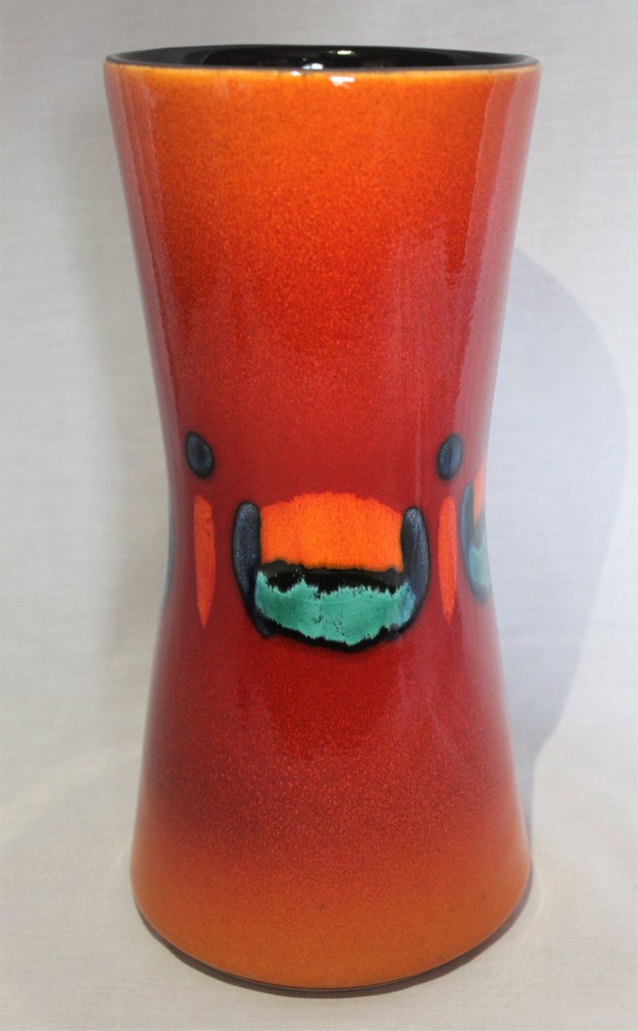 24cm Hourglass Vase - Volcano design