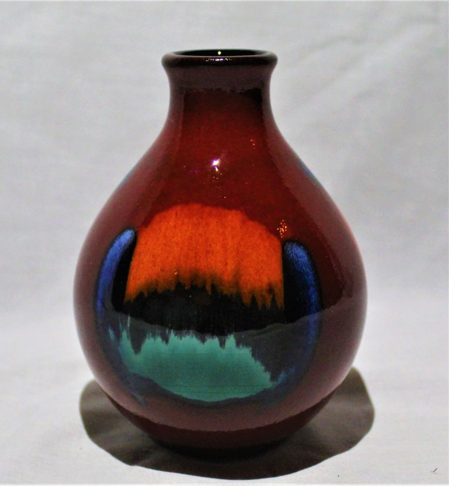 Bud Vase - Volcano design