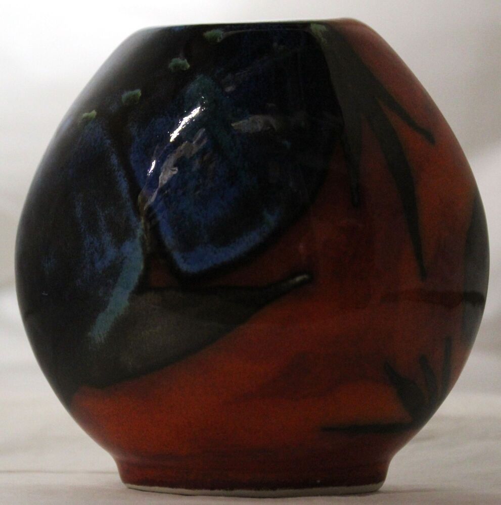 Hand-thrown, Mini Purse Vase - Himalayan Poppy design