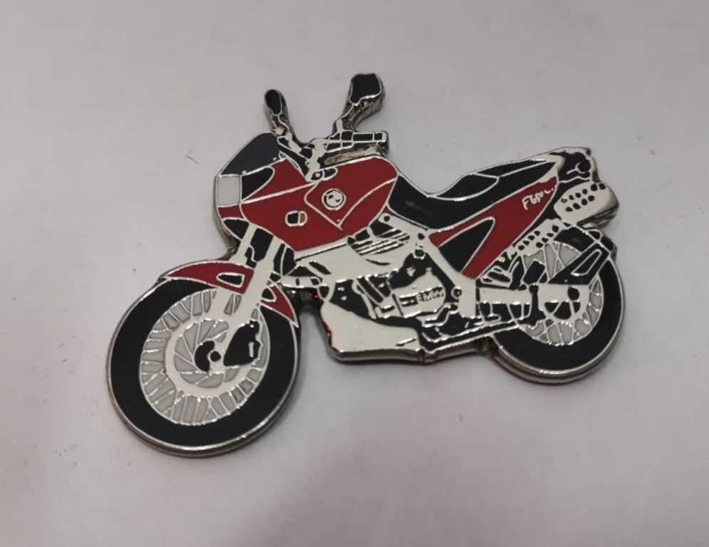 F650ST lapel pin badge (0651)..