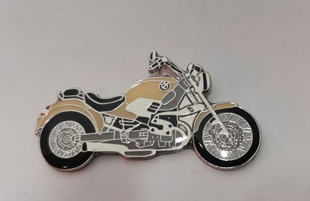 R1200C lapel pin badge (0670)..