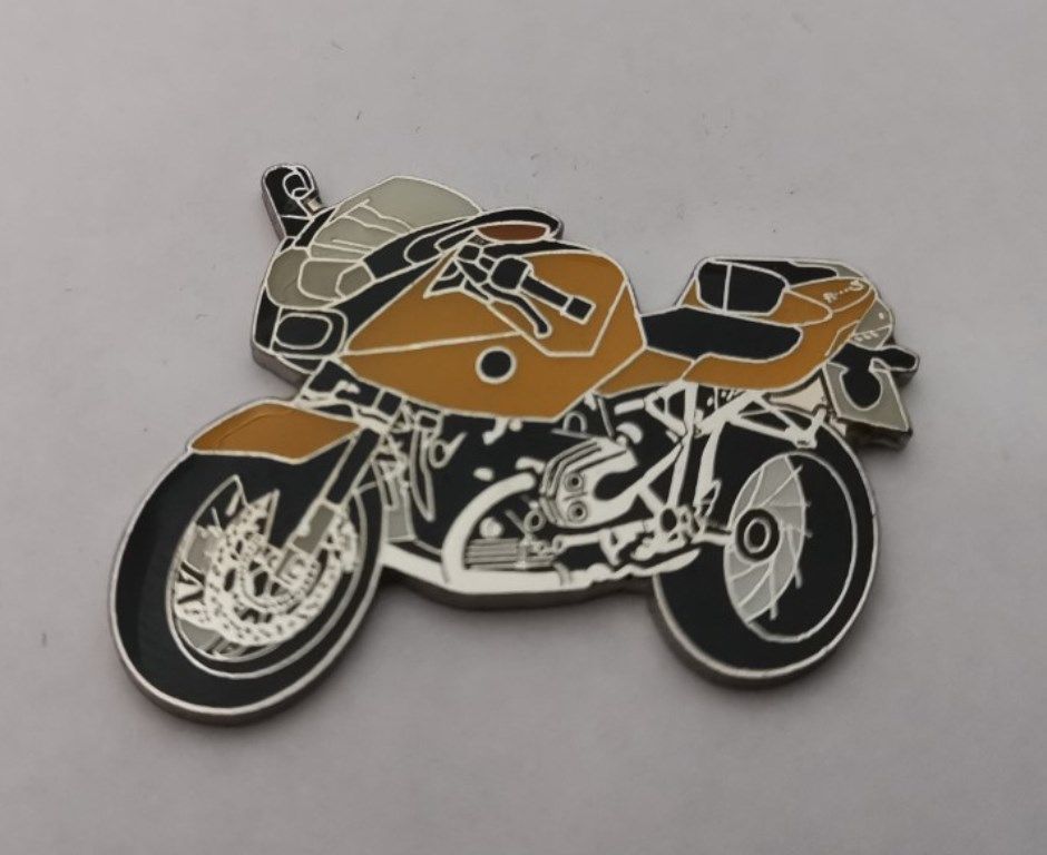 R1200S lapel pin badge (1013)..