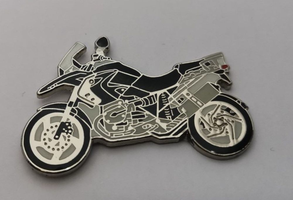 GS1200 lapel pin badge (1096)..