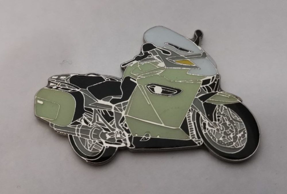 K1300HT lapel pin badge (1108)..