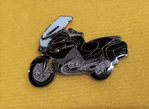 R1200RT lapel pin badge (1175)..