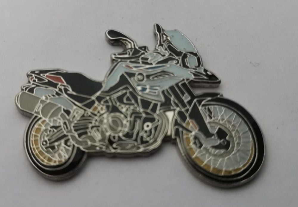 F850GS lapel pin badge (1285)..