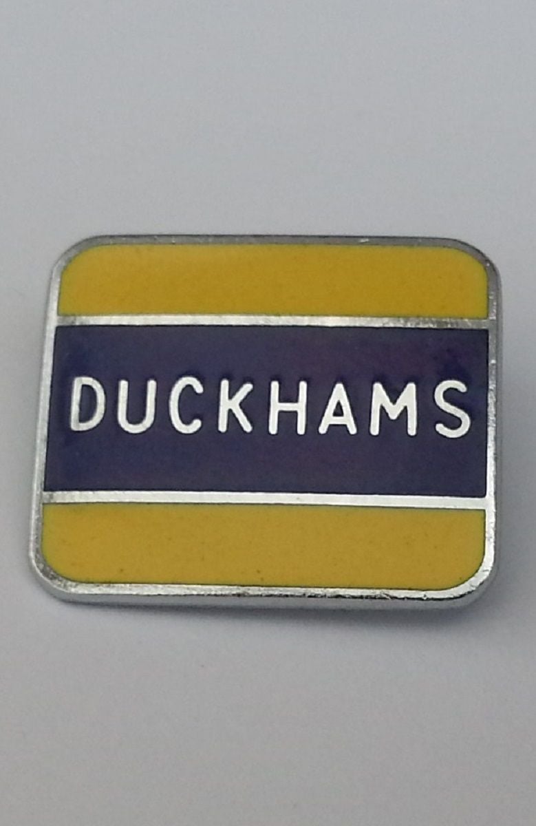 Duckhams enamel lapel pin badge