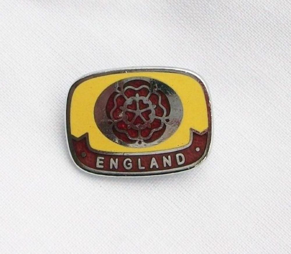 England Rose enamel lapel pin badge