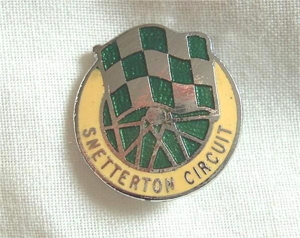 Snetterton enamel lapel pin badge