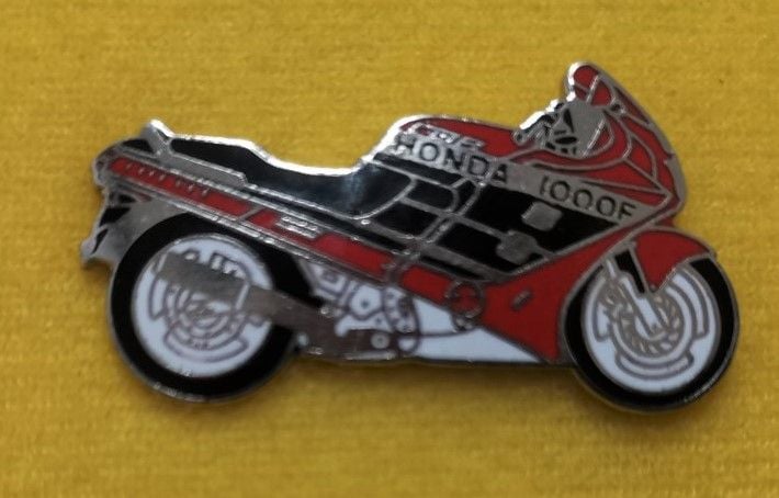 CBR1000F lapel pin badge (0034)