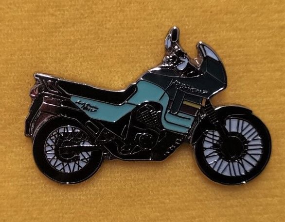 Transalp 600V lapel pin badge (0345)