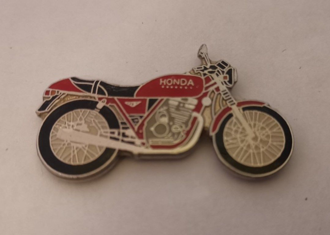 CB250 Clubman lapel pin badge (0426)