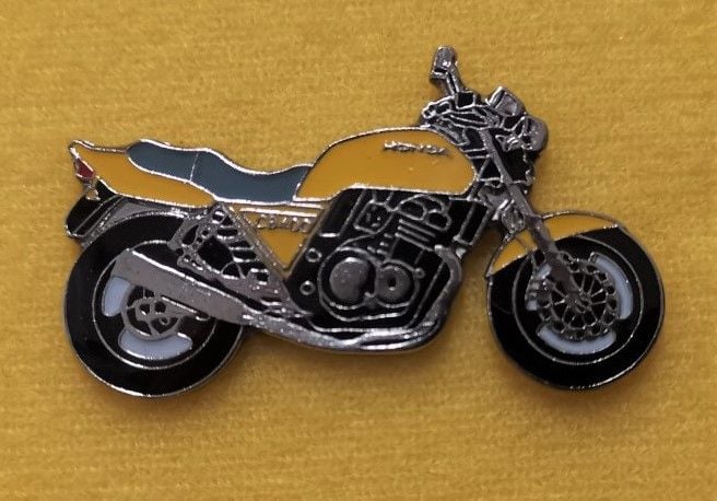 CB400 Super Four lapel pin badge (0592)