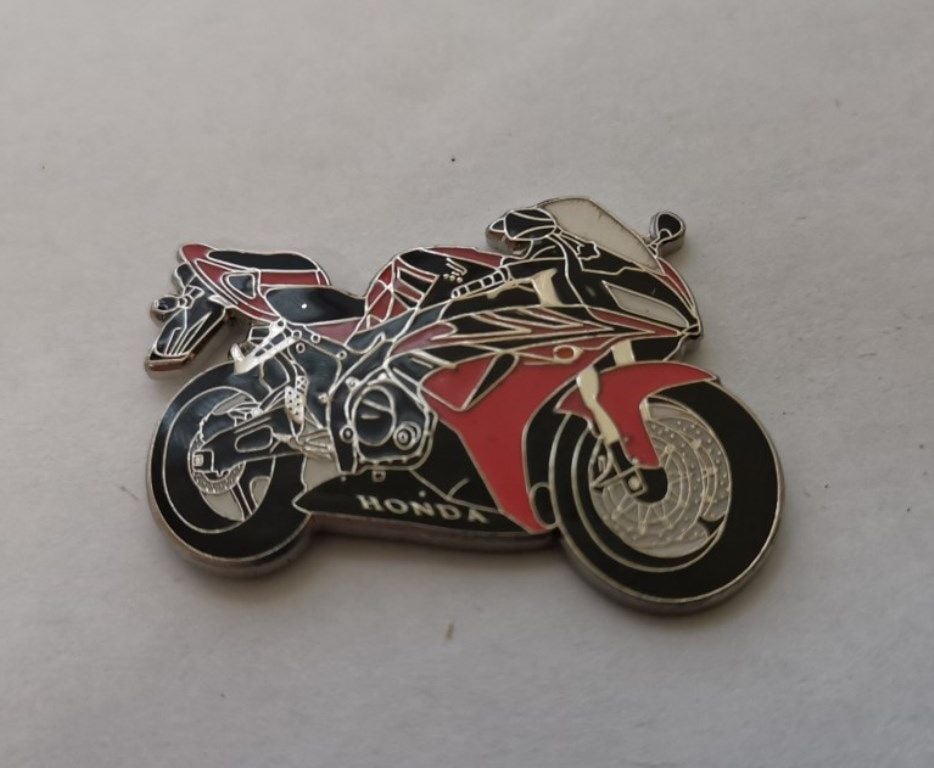 CBR1000RR Fireblade lapel pin badge (1007)