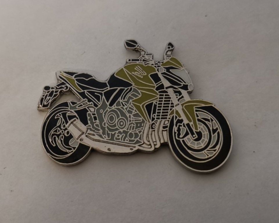 CB1000R lapel pin badge (1064)