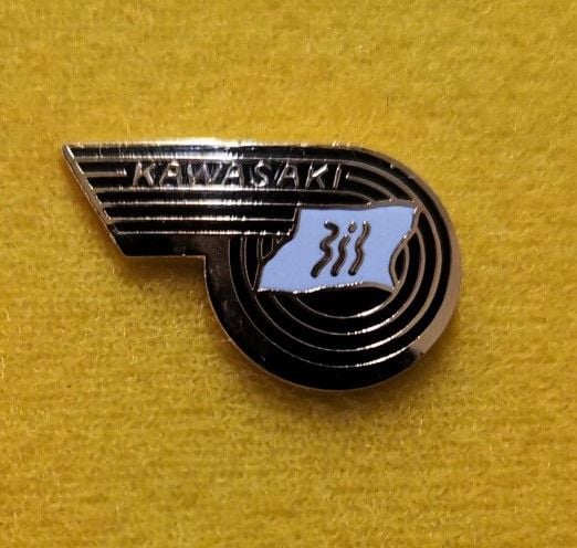 Tank badge lapel pin badge (0624)