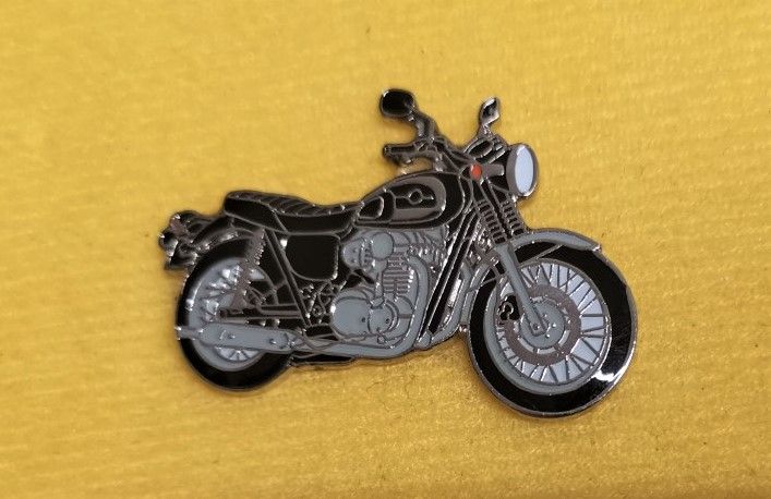 W800 lapel pin badge (1187)