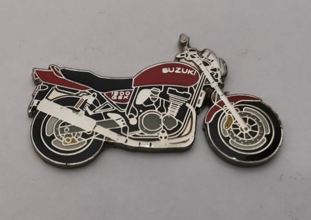 GSX1200 lapel pin badge (0737)..