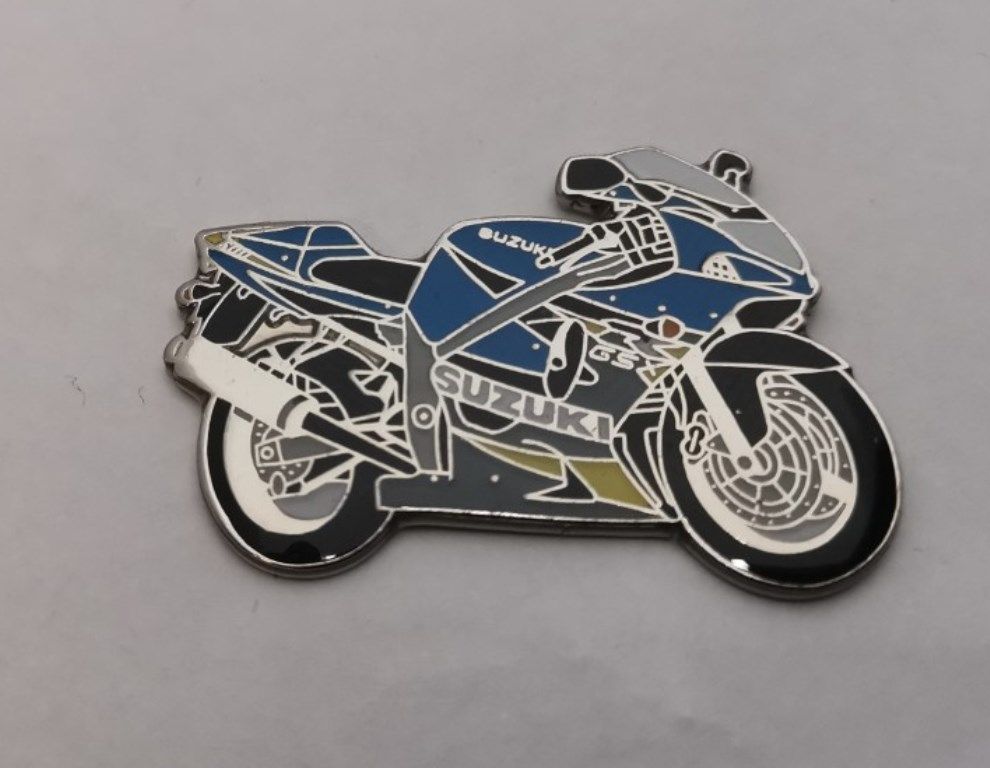 GSXR600 lapel pin badge (0808)..