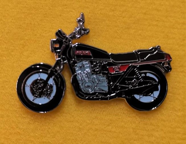 GSX750 lapel pin badge (0606)..