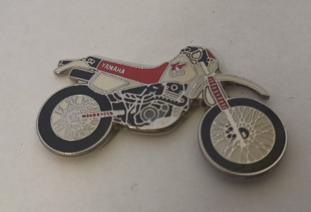 TT600 lapel pin badge (0326)..