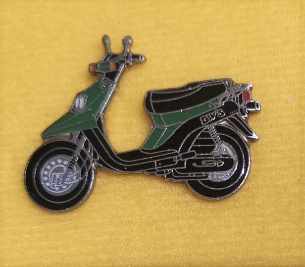 BW50 lapel pin badge (0399)..