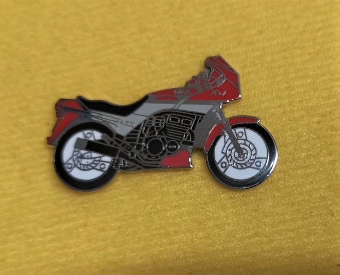 XJ600 lapel pin badge (0025)..