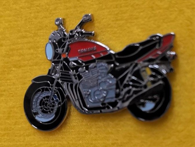 XJR1300 SP lapel pin badge (0789)..