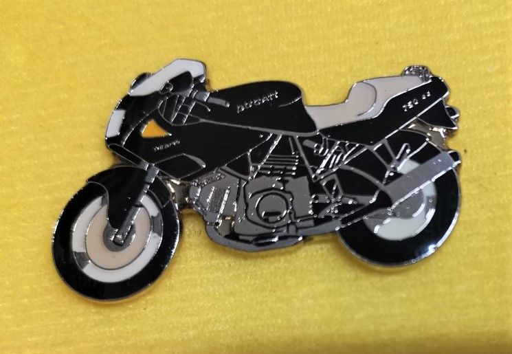 As Ducati 750SS lapel pin badge (0196)
