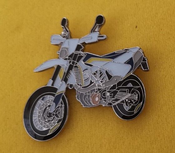As Husqvarna Super Moto lapel pin badge (1295)