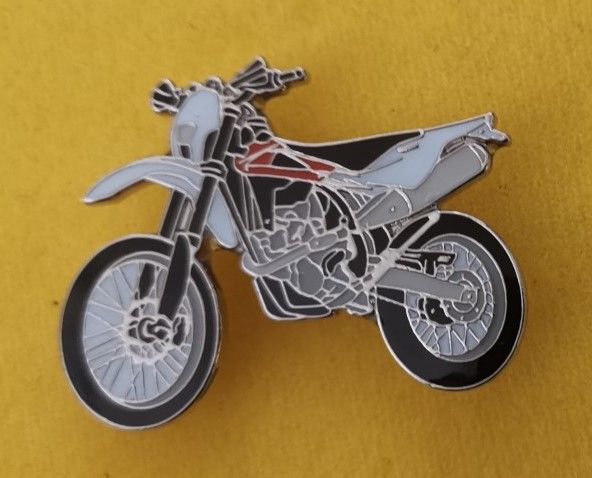 As Husqvarna TE310 lapel pin badge (1185)