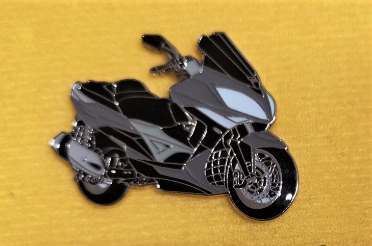 As Kymco Xciting 400i lapel pin badge (1234)