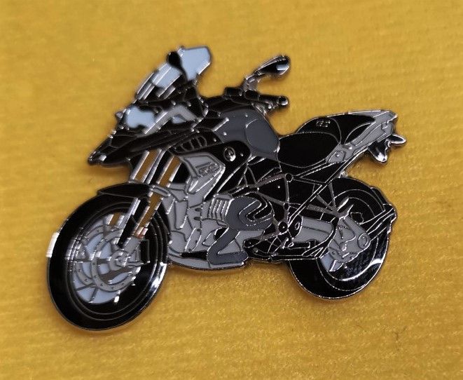 R1250GS lapel pin badge (1326)..
