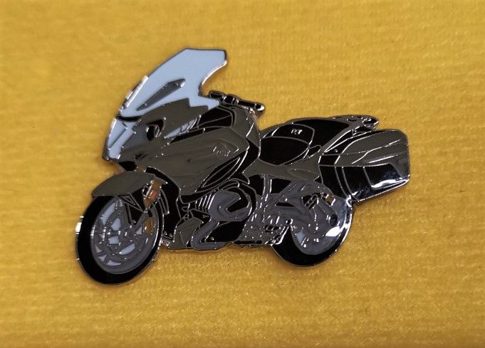 R1250RT lapel pin badge (1331)..