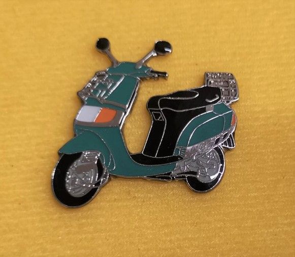 As Piaggio Sfera lapel pin badge (0301)