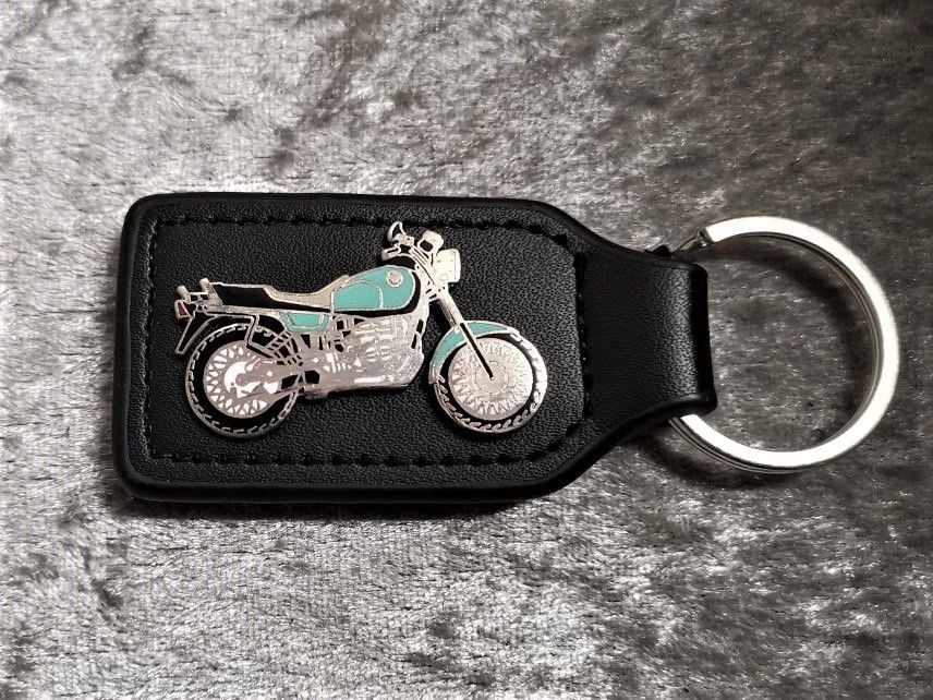 R100R badged keyring (0144)