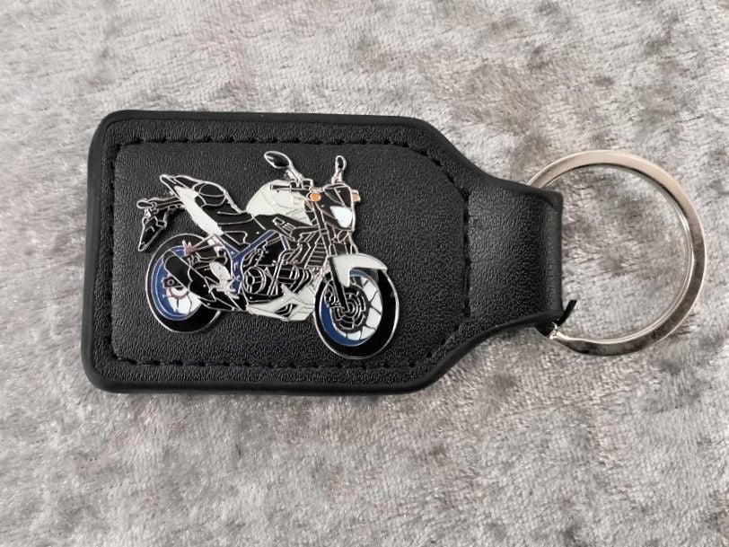 MT03 badged keyring (1240)